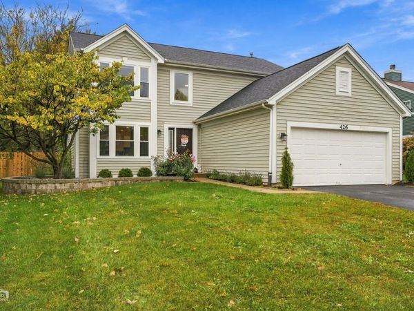 426 Geneva Lane , Cary, IL 60013