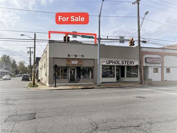 654 Canton Road , Akron, OH 44312