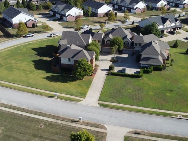 2617-2631 S Everest Avenue, Rogers, AR 72758