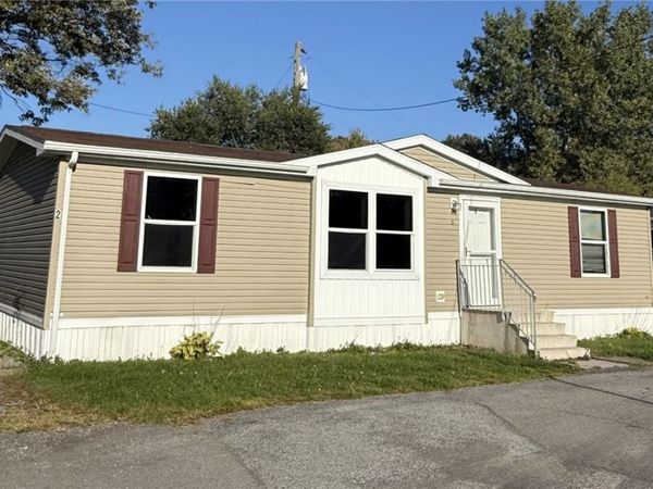 6773 Rapids Road , Lockport, NY 14094