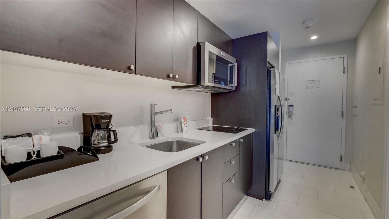 5300 NW 87th Ave , Unit 407, Doral, FL 33178 Photo
