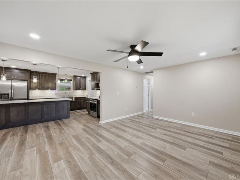 11877 Algiers Drive, Sharonville, OH 45246 Photo 5