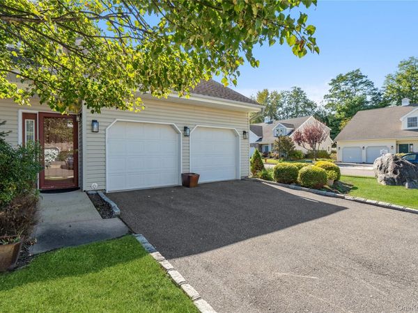193 Pond View Drive , Port Washington, NY 11050