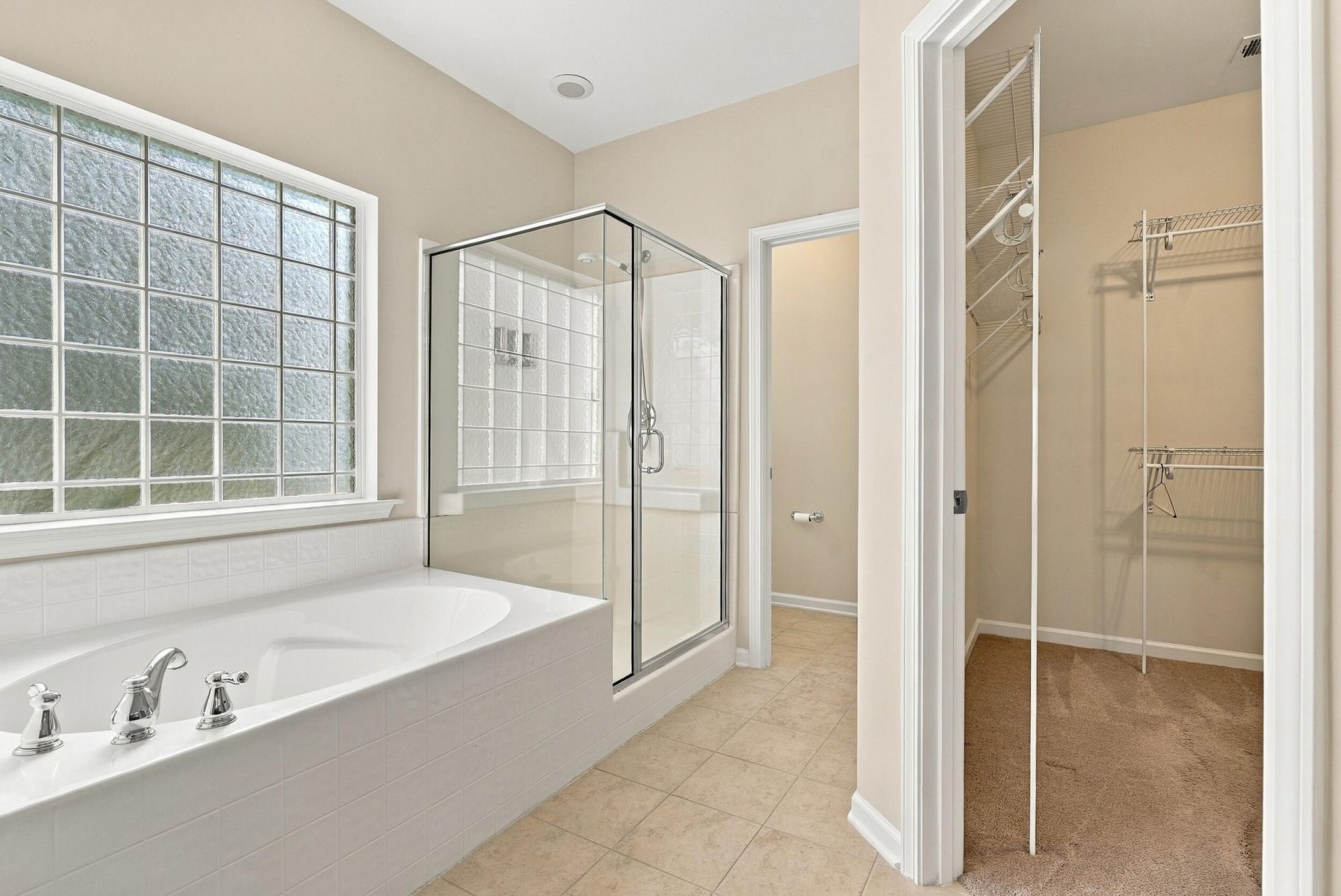 190 Carolinian Drive Photo 20