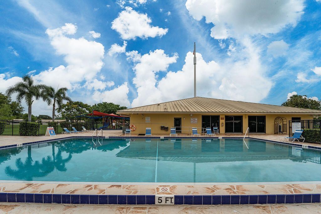 5950 Golden Eagle Circle, Palm Beach Gardens, FL 33418 Photo