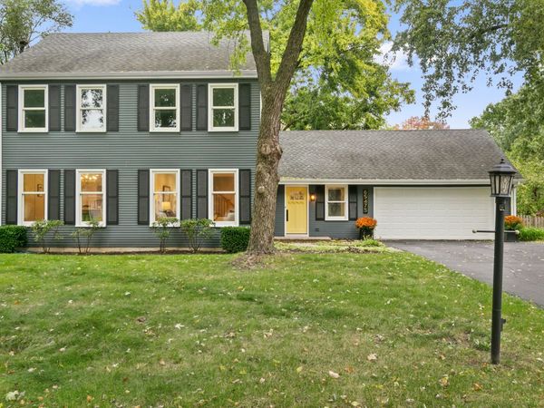 6S475 Sussex Road , Naperville, IL 60540