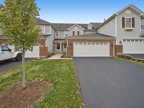 602 Grand Canyon Circle , Crystal Lake, IL 60014