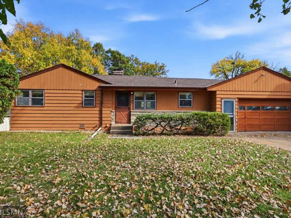 6813 Hickory Street NE, Fridley, MN 55432