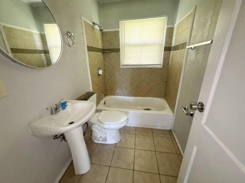 903 S Hampton Road , Columbus, OH 43227 Photo 10