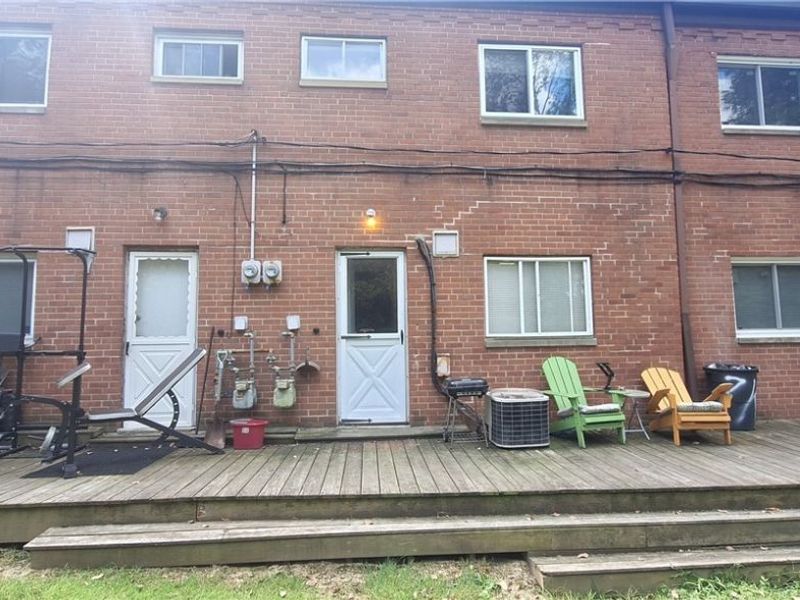 193 Dalepark Drive, Unit 6, Bedford, OH 44146 Photo 8