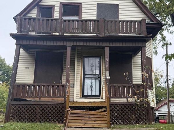 1518 W Ring STREET, Milwaukee, WI 53206