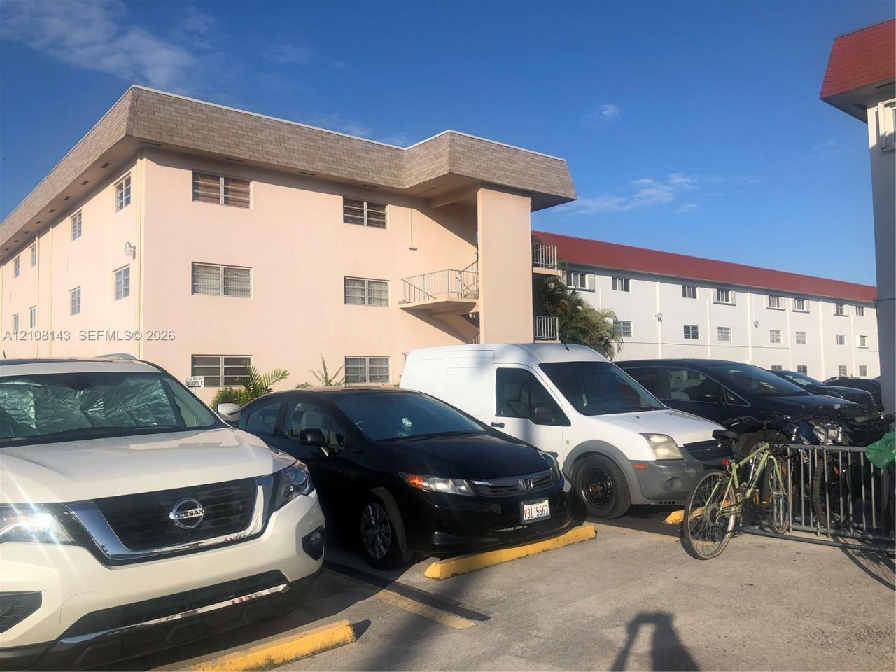 541 Blue Heron Dr , Unit 220, Hallandale Beach, FL 33009 Photo