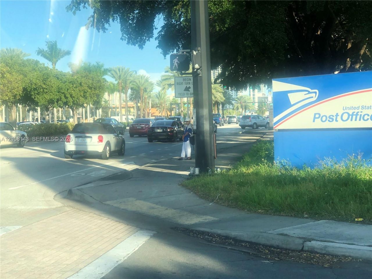 541 Blue Heron Dr , Unit 220, Hallandale Beach, FL 33009 Photo