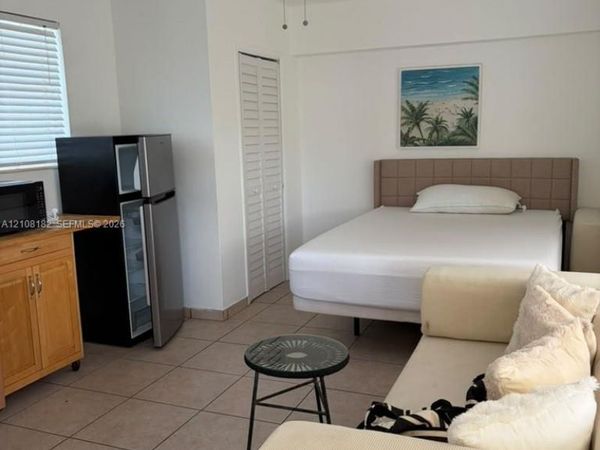 930 N 16th Ave , Unit 2, Hollywood, FL 33020