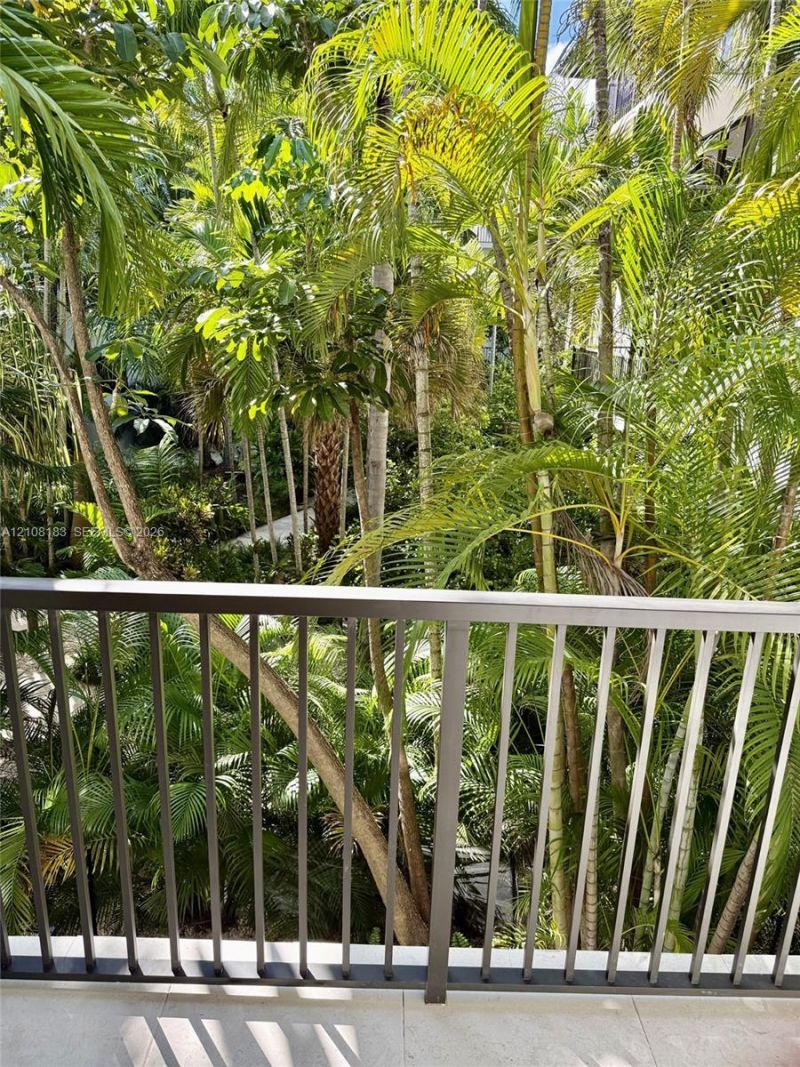 101 Ocean Lane Dr , Unit 205, Key Biscayne, FL 33149 Photo