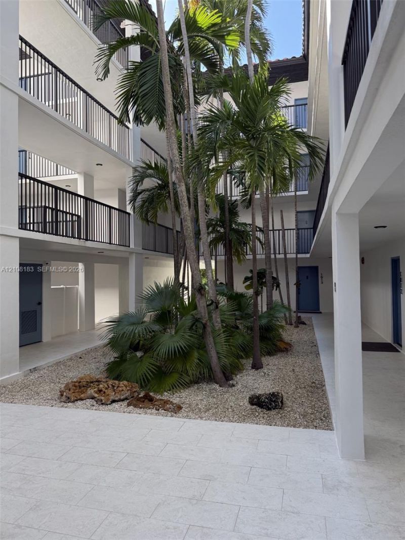 101 Ocean Lane Dr , Unit 205, Key Biscayne, FL 33149 Photo