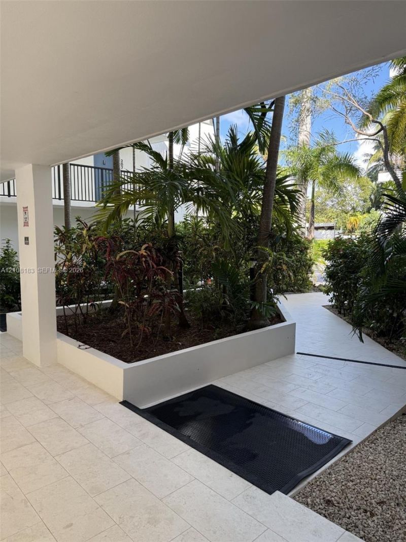 101 Ocean Lane Dr , Unit 205, Key Biscayne, FL 33149 Photo