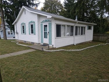 7017 Quaker Road, Orchard Park, NY 14127