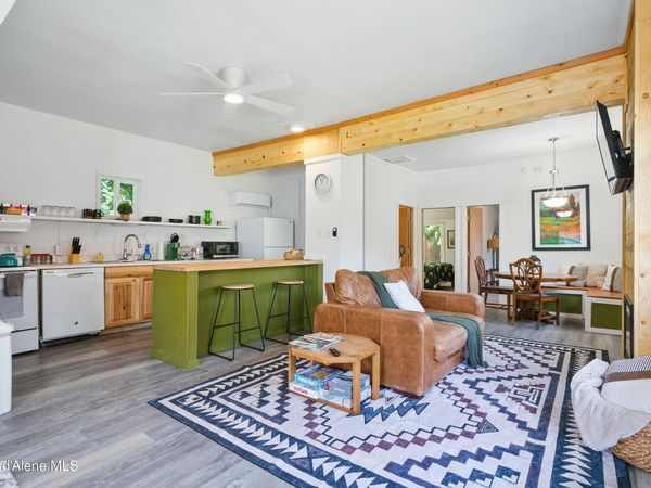 279 Birch AVE , Ponderay, ID 83852