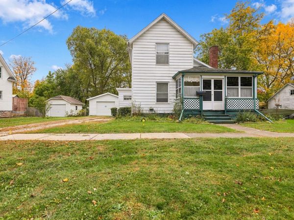 420 E Blair Street, Hastings, MI 49058
