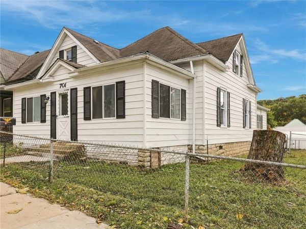 701 Isley Boulevard, Excelsior Springs, MO 64024