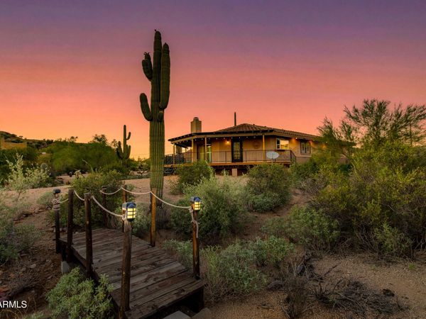 8959 E PLYMOUTH, Mesa, AZ 85207