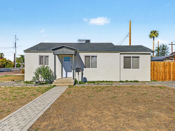 1332 E CAMPBELL Avenue, Phoenix, AZ 85014