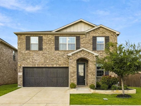 2329 Bella Court , Carrollton, TX 75010