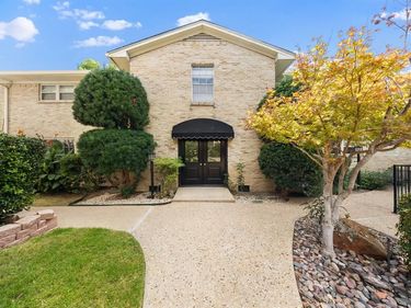 7714 Royal Lane , Unit 110, Dallas, TX 75230