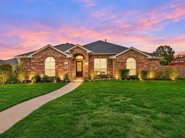 2914 Beau Drive, Mesquite, TX 75181