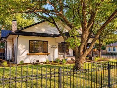 422 S Oak Cliff Boulevard , Dallas, TX 75208