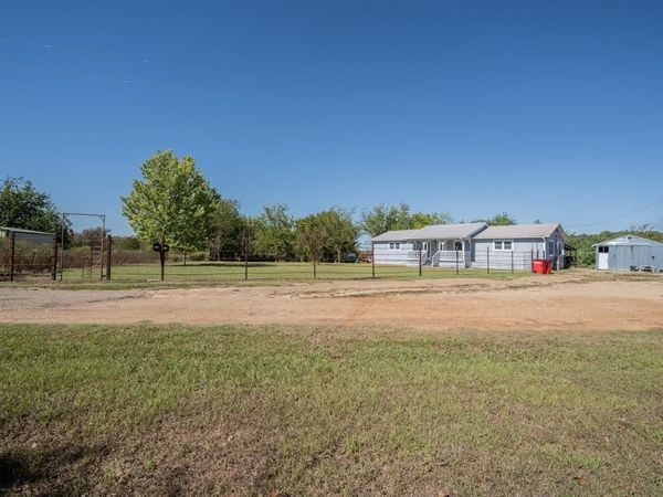 4827 County Road 3567, Dike, TX 75437