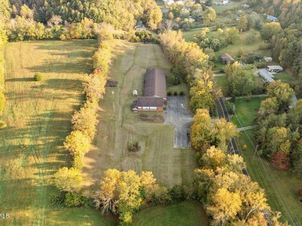 321 Possum Creek Road, Bluff City, TN 37618