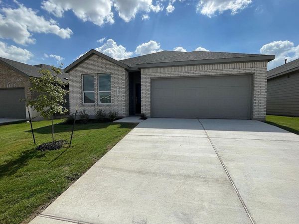 433 Sormonne LOOP , Kyle, TX 78640