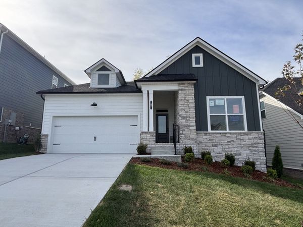87 Russell Court , Lebanon, TN 37087