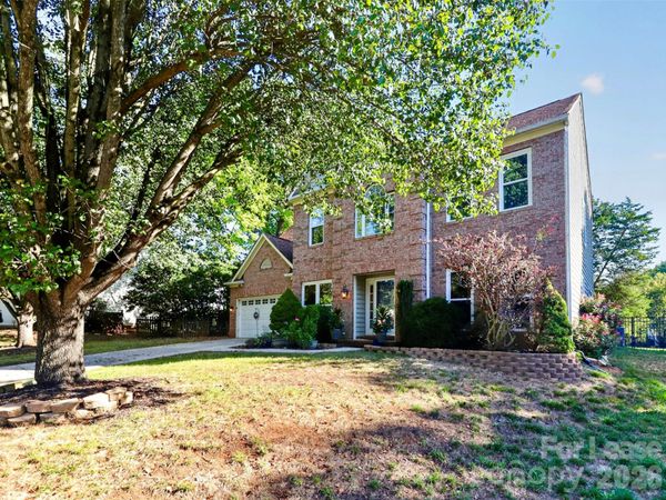 8437 Bridgestone Drive, Huntersville, NC 28078