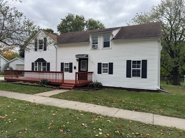 317 W South Street , Cambridge, IL 61238