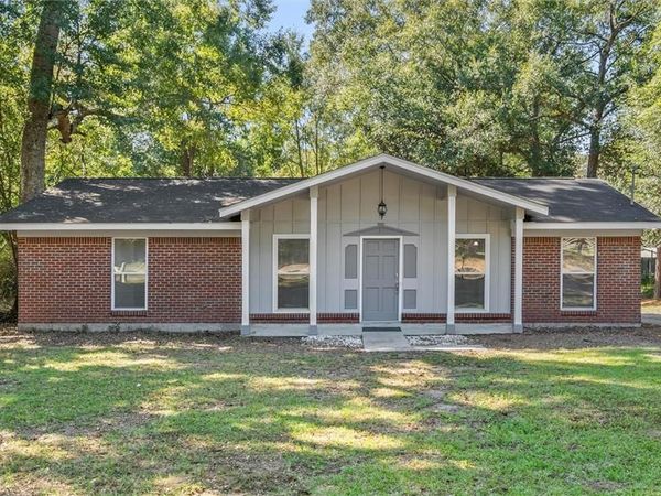 11021 Old Moffat Road, Wilmer, AL 36587