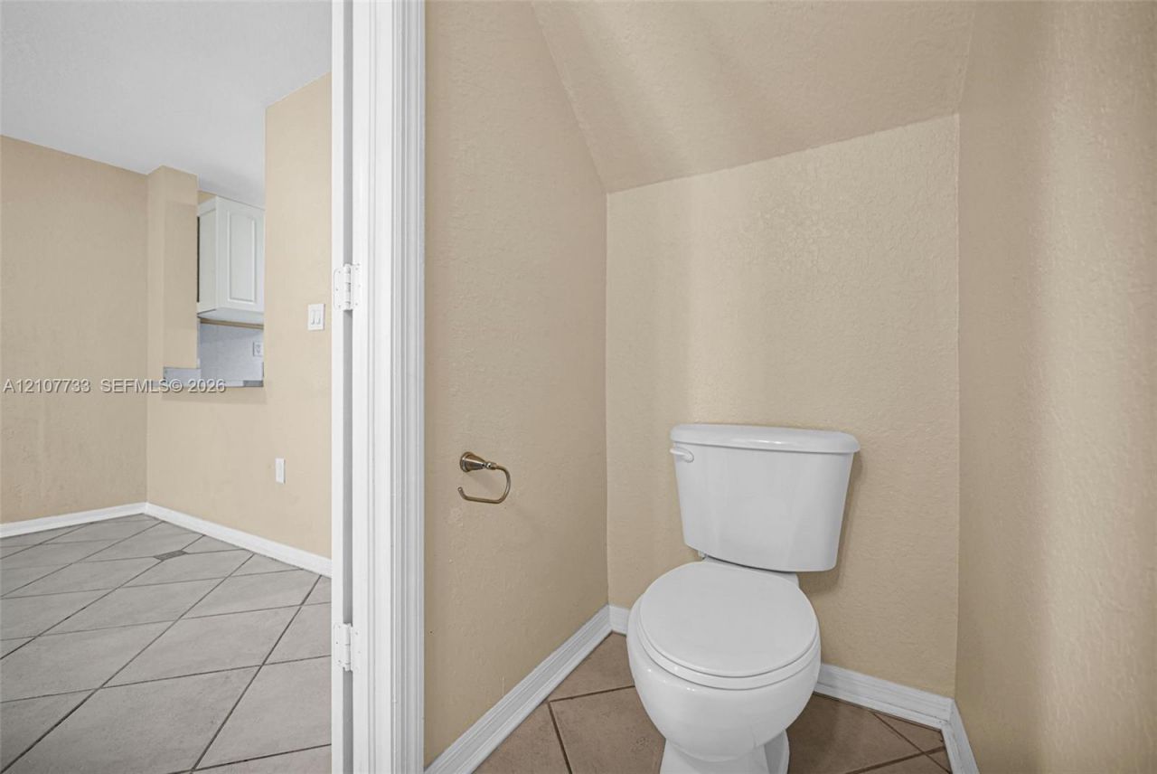 19606 SW 103rd Ct , Unit 4, Cutler Bay, FL 33157 Photo