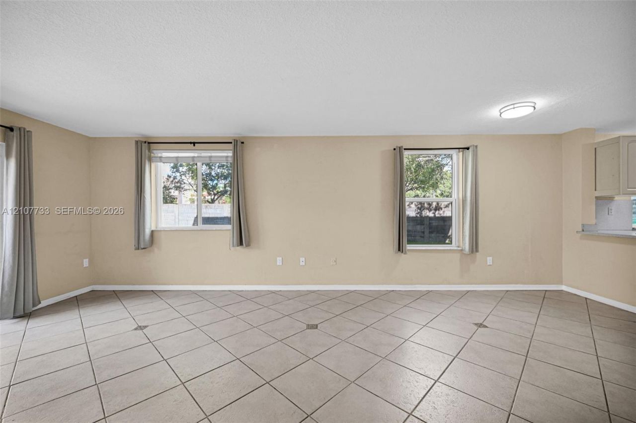 19606 SW 103rd Ct , Unit 4, Cutler Bay, FL 33157 Photo