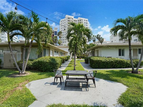 9790 E Bay Harbor Dr , Unit 3N, Bay Harbor Islands, FL 33154