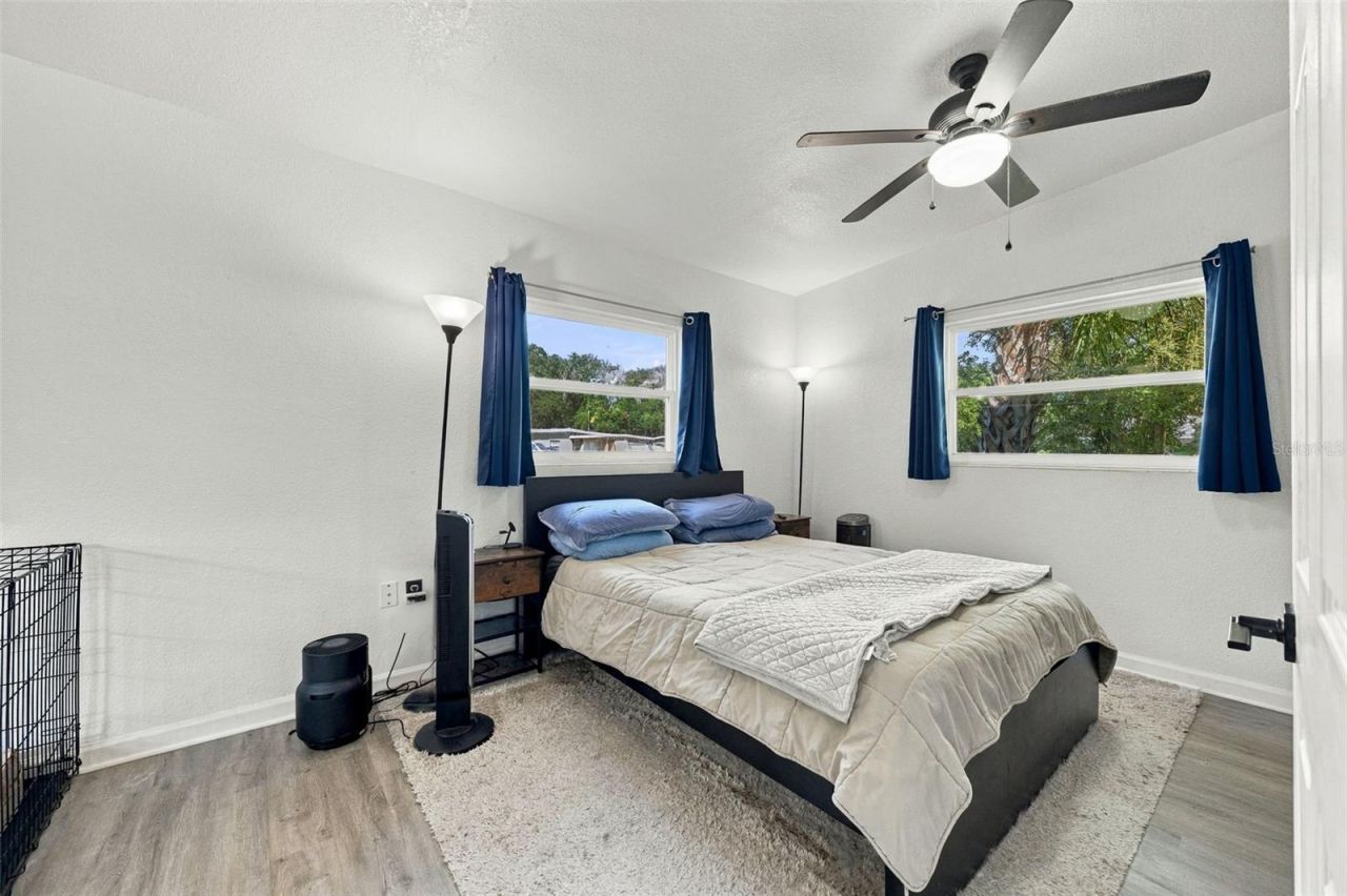 133 E Lauren Court , Fern Park, FL 32730 Photo