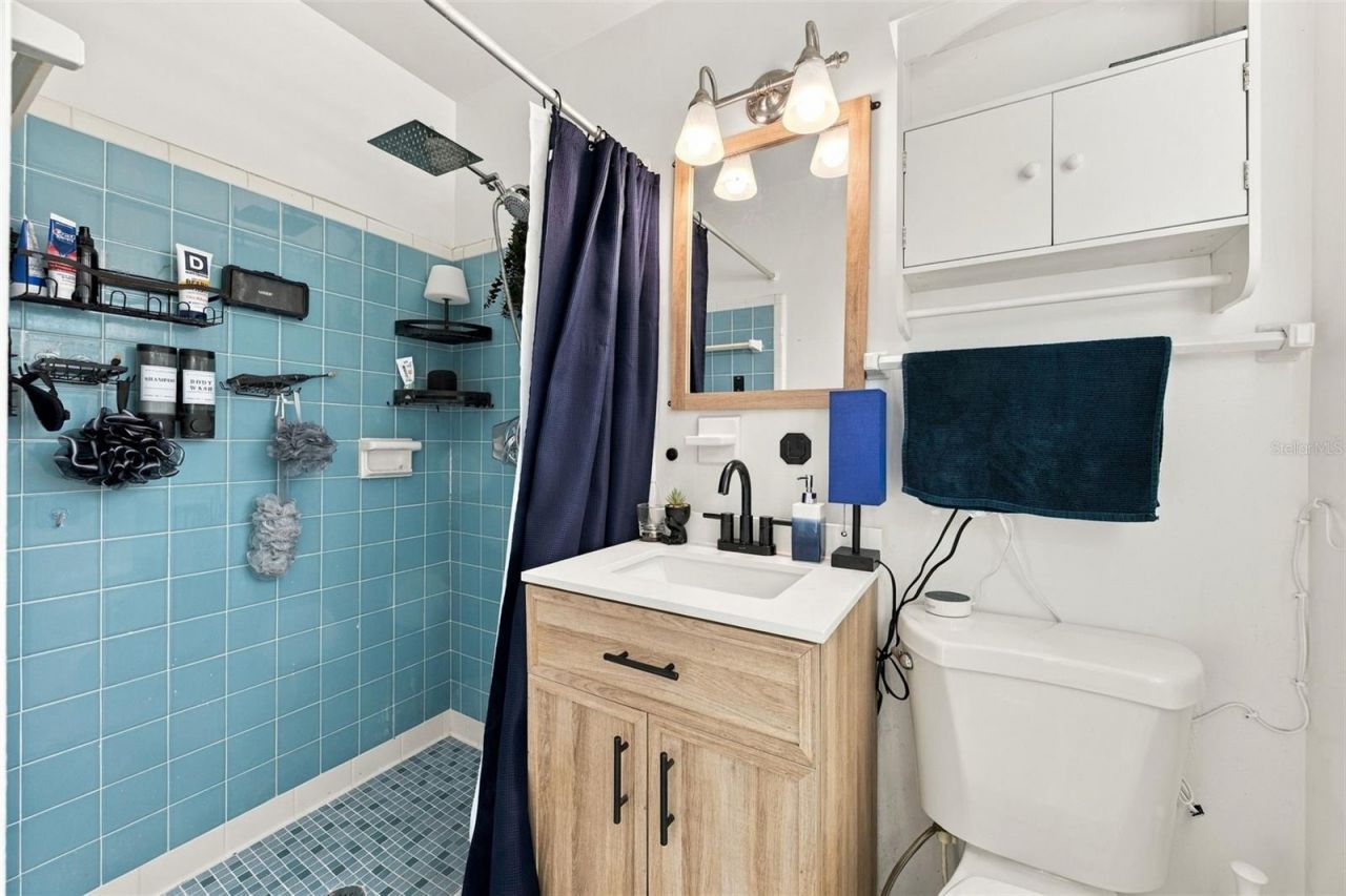 133 E Lauren Court , Fern Park, FL 32730 Photo