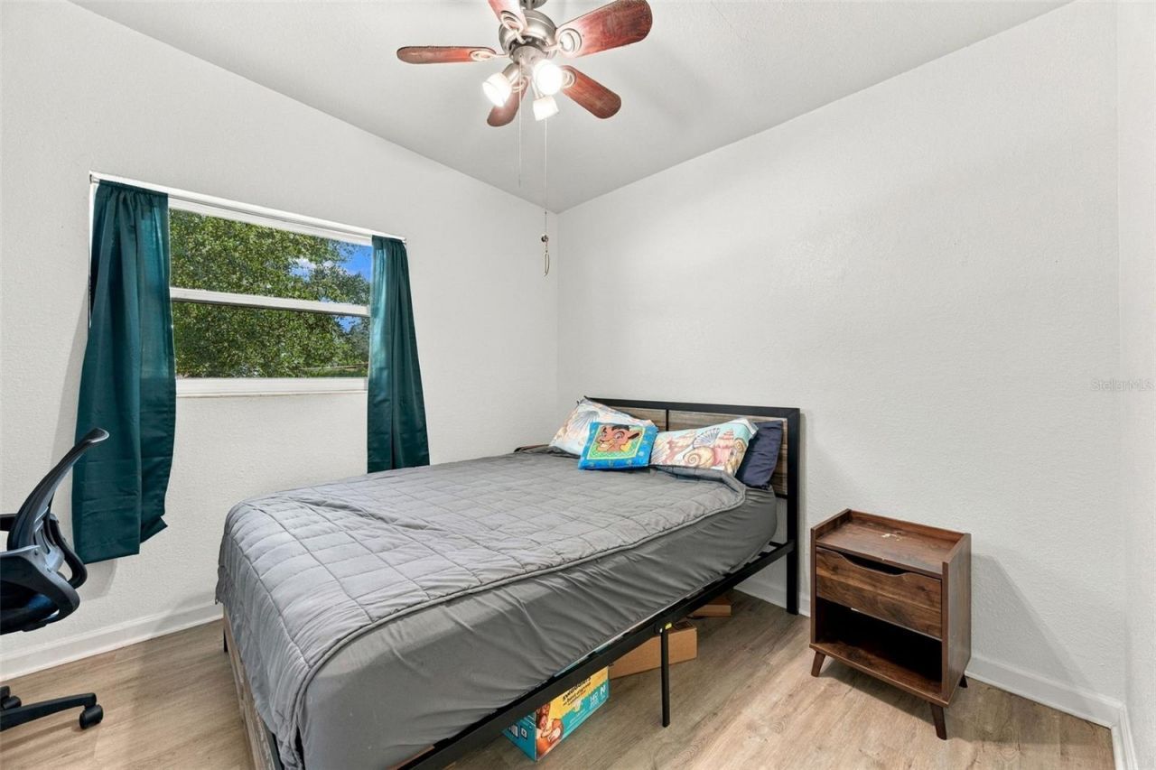 133 E Lauren Court , Fern Park, FL 32730 Photo