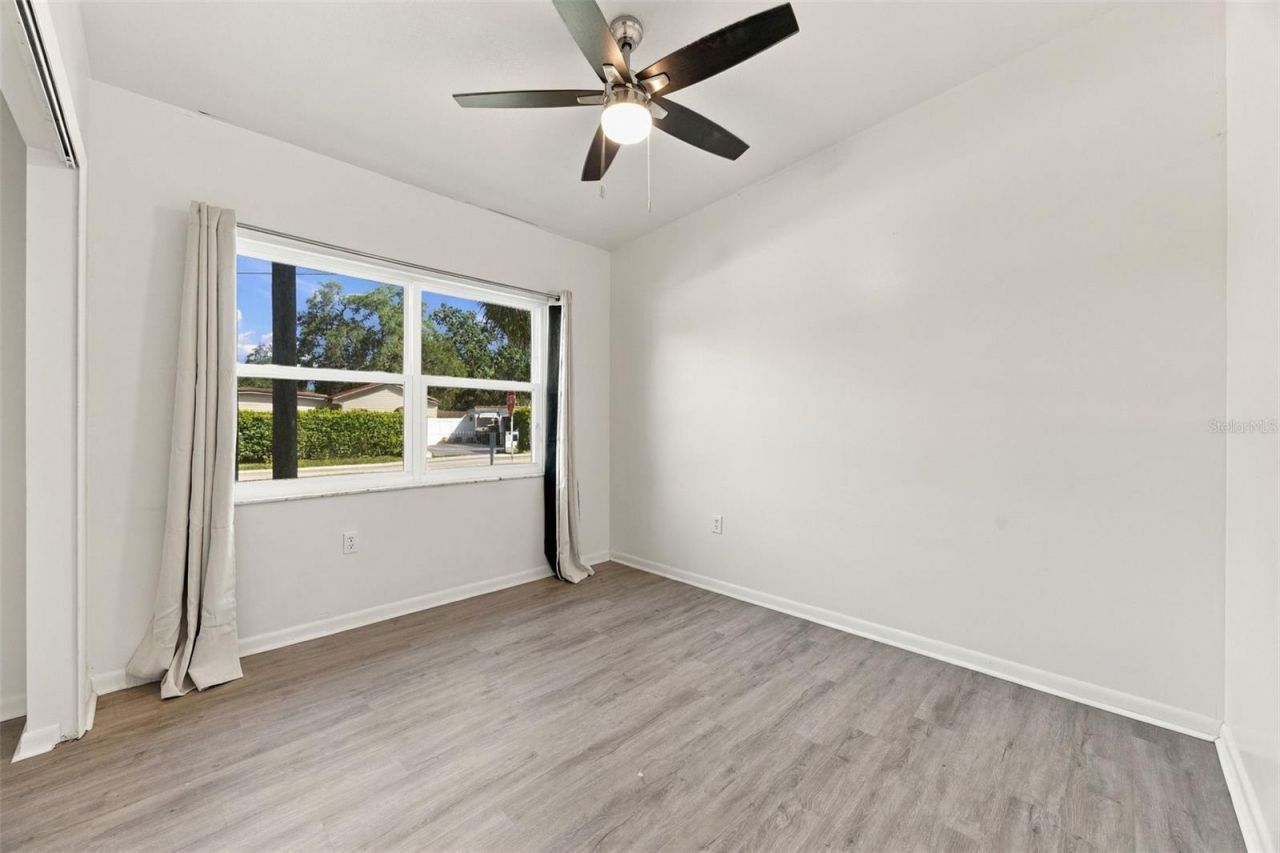 133 E Lauren Court , Fern Park, FL 32730 Photo