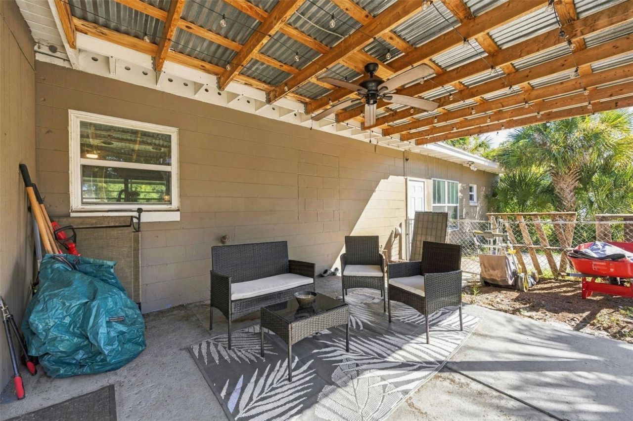133 E Lauren Court , Fern Park, FL 32730 Photo