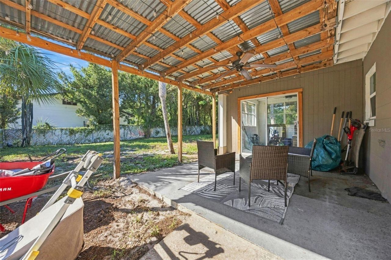 133 E Lauren Court , Fern Park, FL 32730 Photo