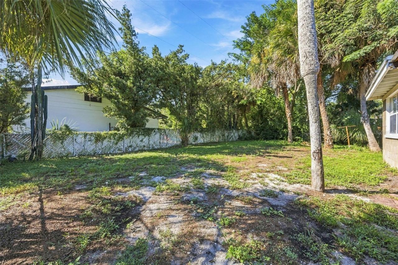 133 E Lauren Court , Fern Park, FL 32730 Photo