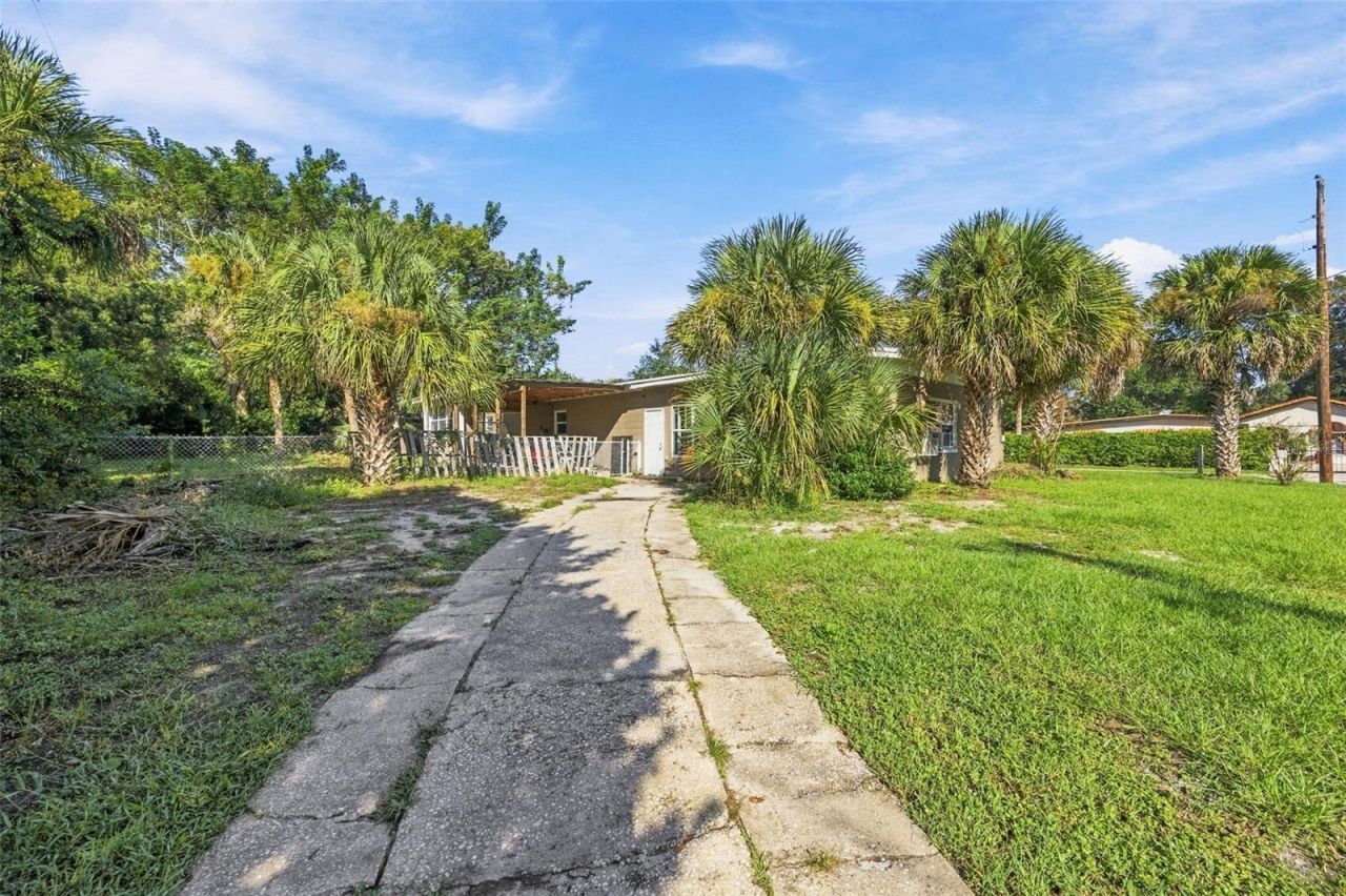 133 E Lauren Court , Fern Park, FL 32730 Photo