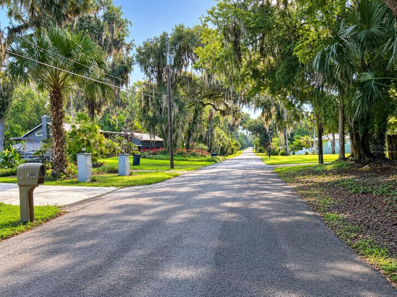 349 Magnolia Place , Debary, FL 32713 Photo